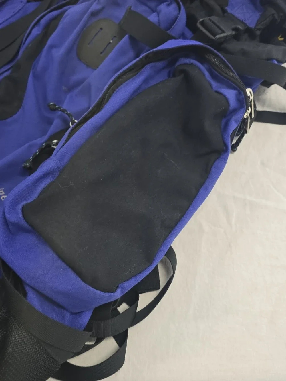 Kelty Men's Indigo and Black Backpack - Moraine